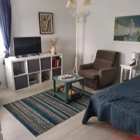 'anna' بيت للعطل